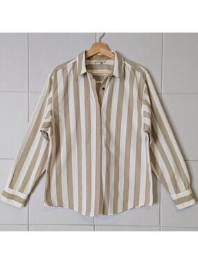 Lafayette 148 100% cotton poplin striped button up shirt